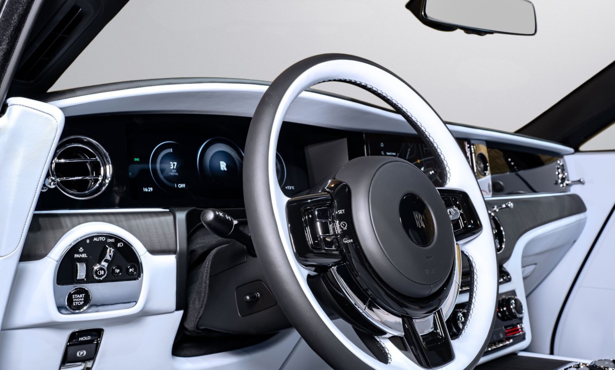 Rolls-Royce Spectre - foto 24