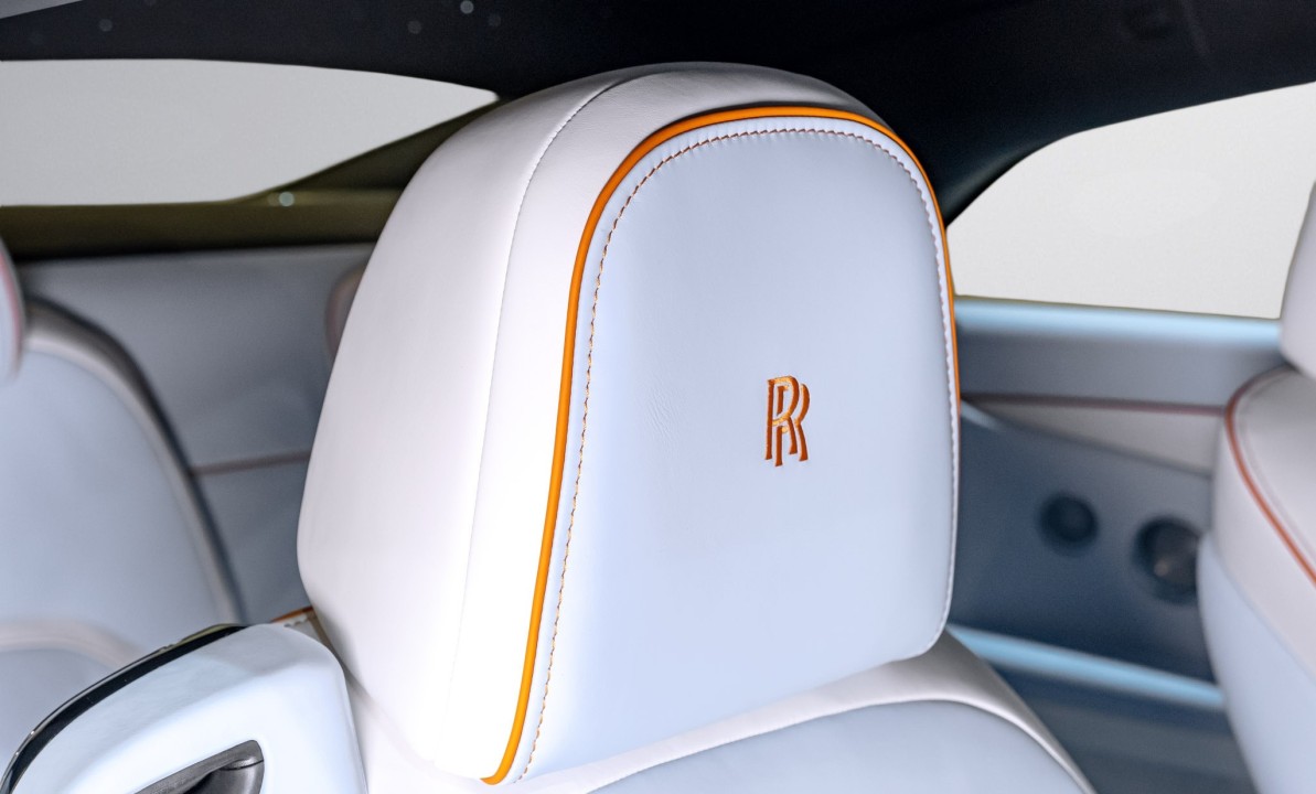 Rolls-Royce Spectre - foto 25