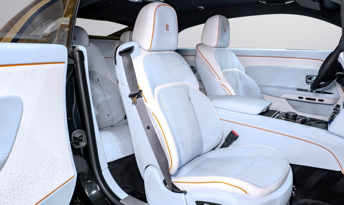 Rolls-Royce Spectre - foto 16