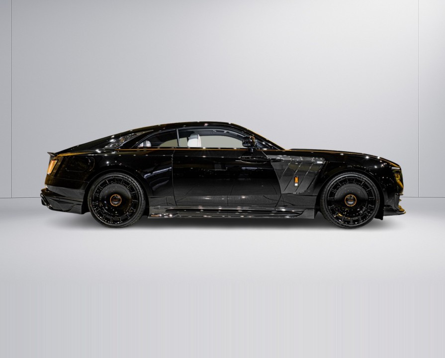 Rolls-Royce Spectre (2)