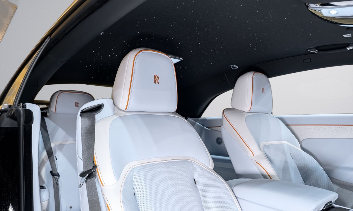 Rolls-Royce Spectre - foto 17