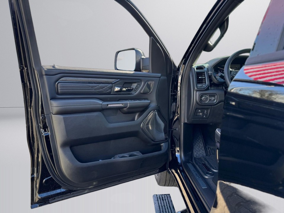 Dodge RAM 1500 Limited - foto 27