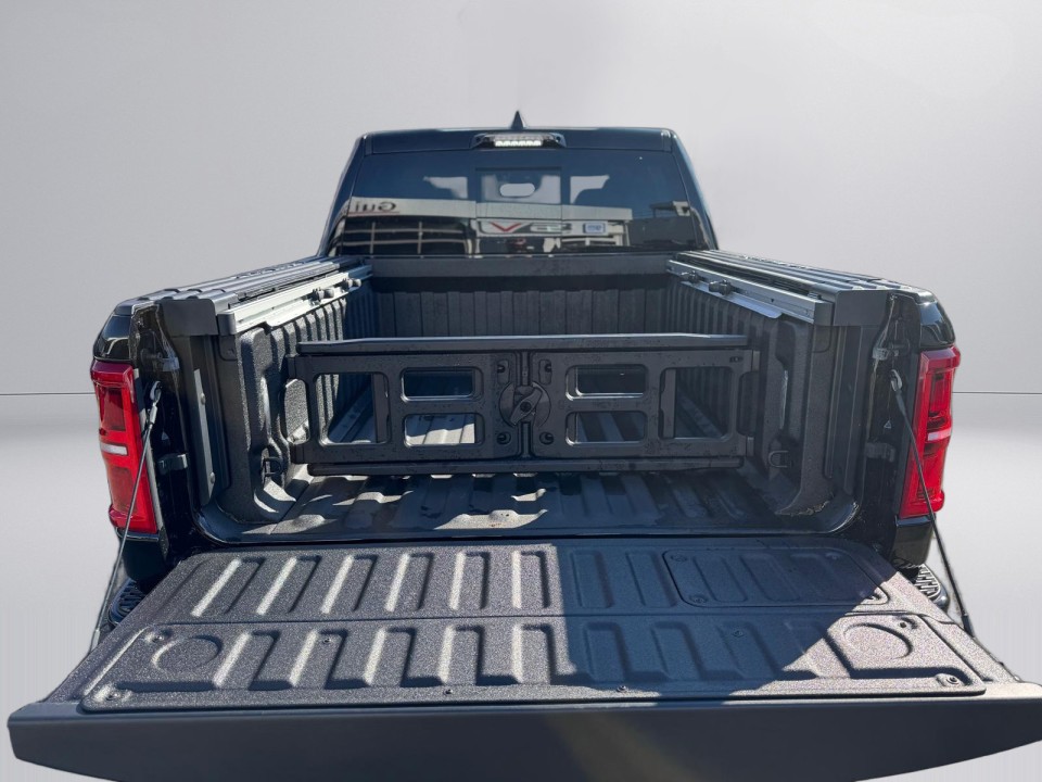 Dodge RAM 1500 Limited - foto 31