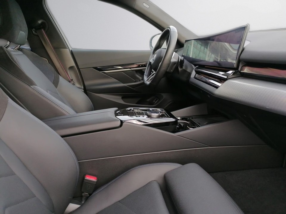 BMW i5 eDrive40 Limousine M - foto 9