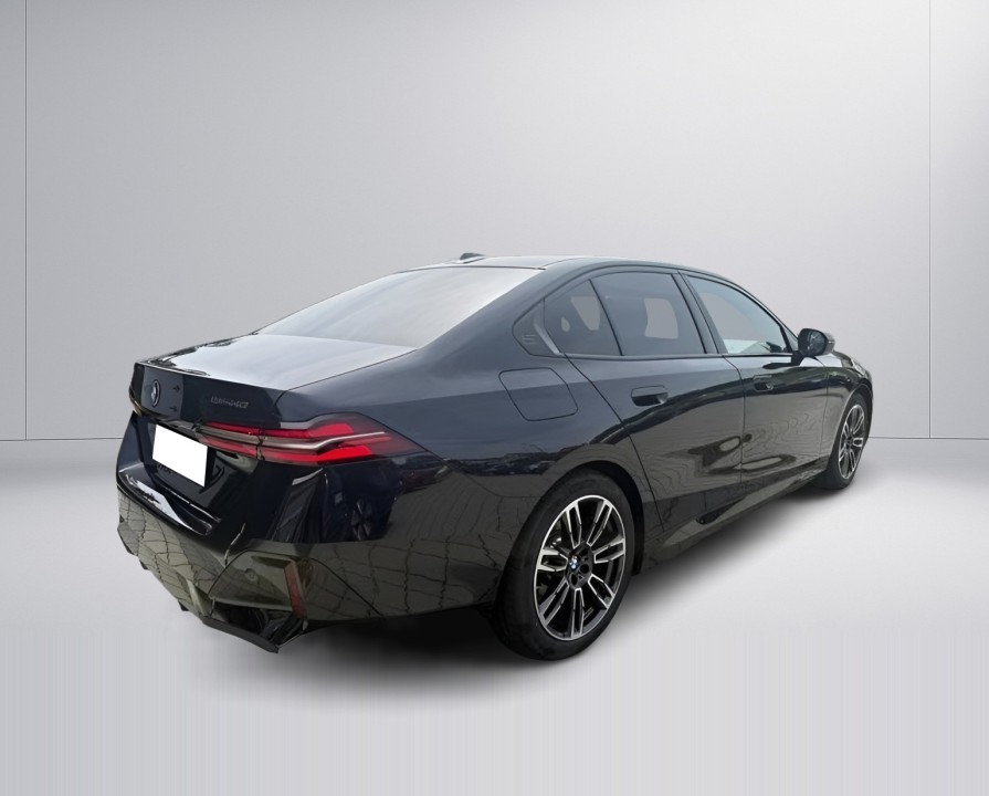 BMW i5 eDrive40 M-Sport - foto 6