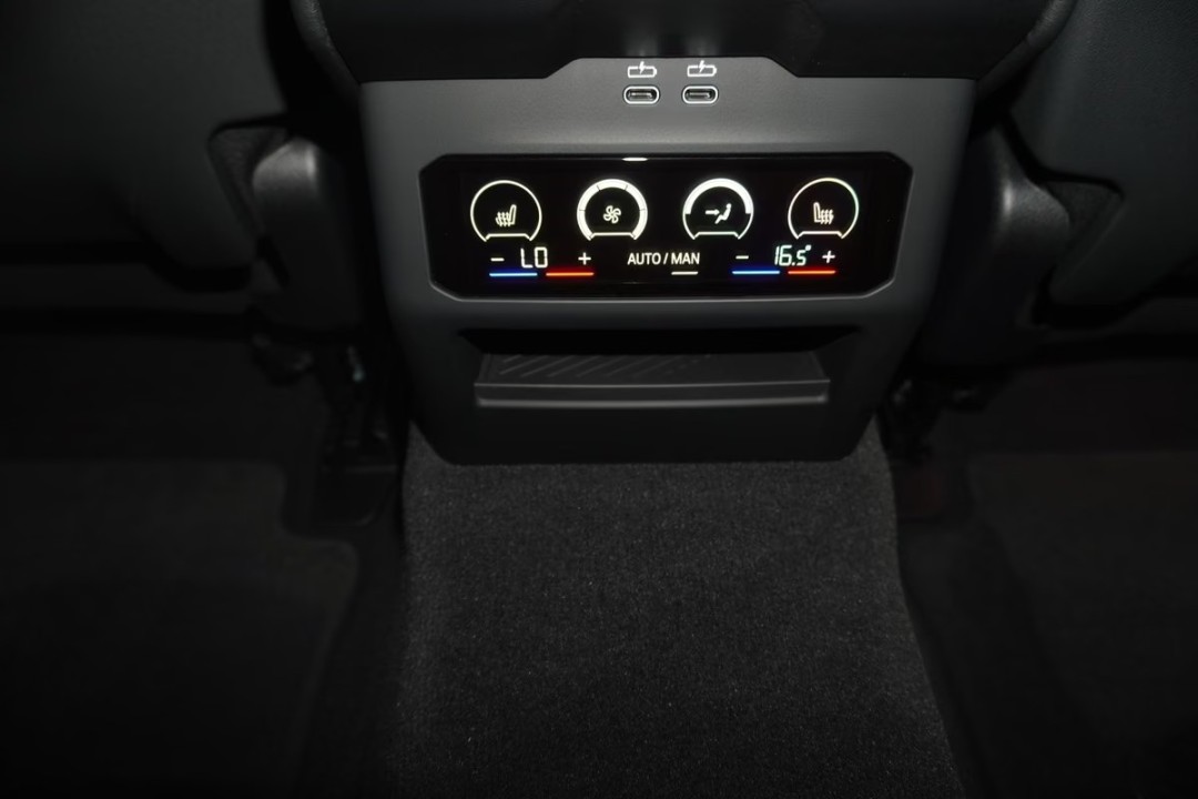 BMW i5 eDrive40 - foto 18
