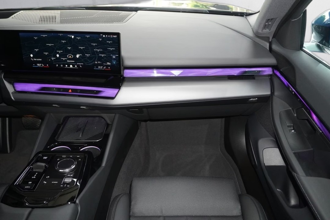 BMW i5 eDrive40 - foto 17