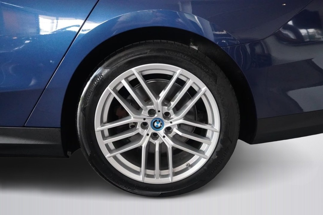BMW i5 eDrive40 - foto 27