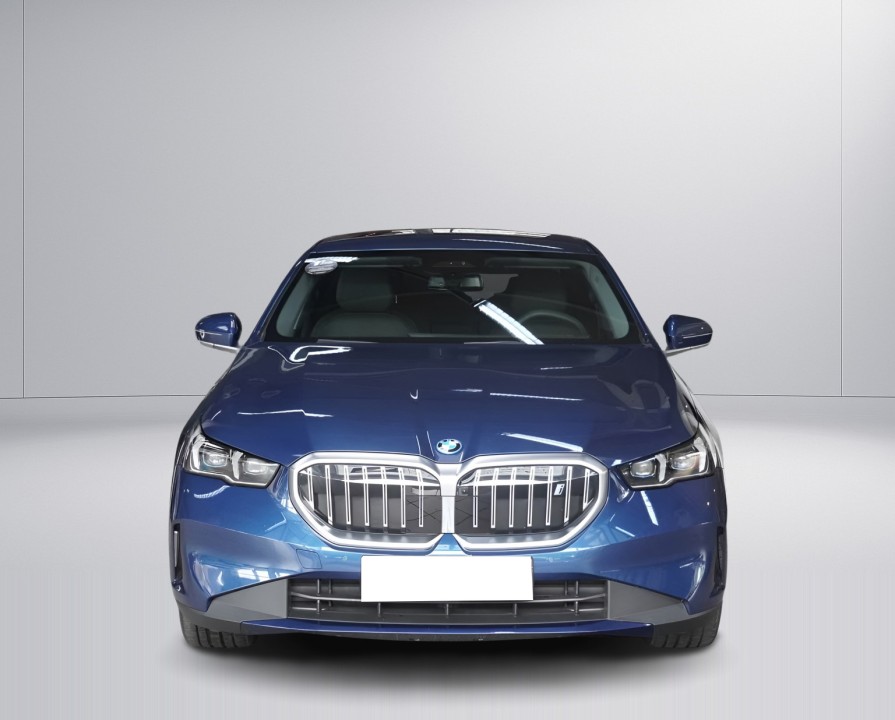 BMW i5 eDrive40 - foto 8