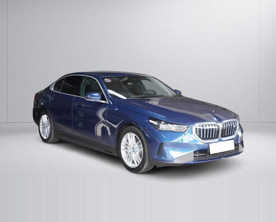 BMW i5 eDrive40