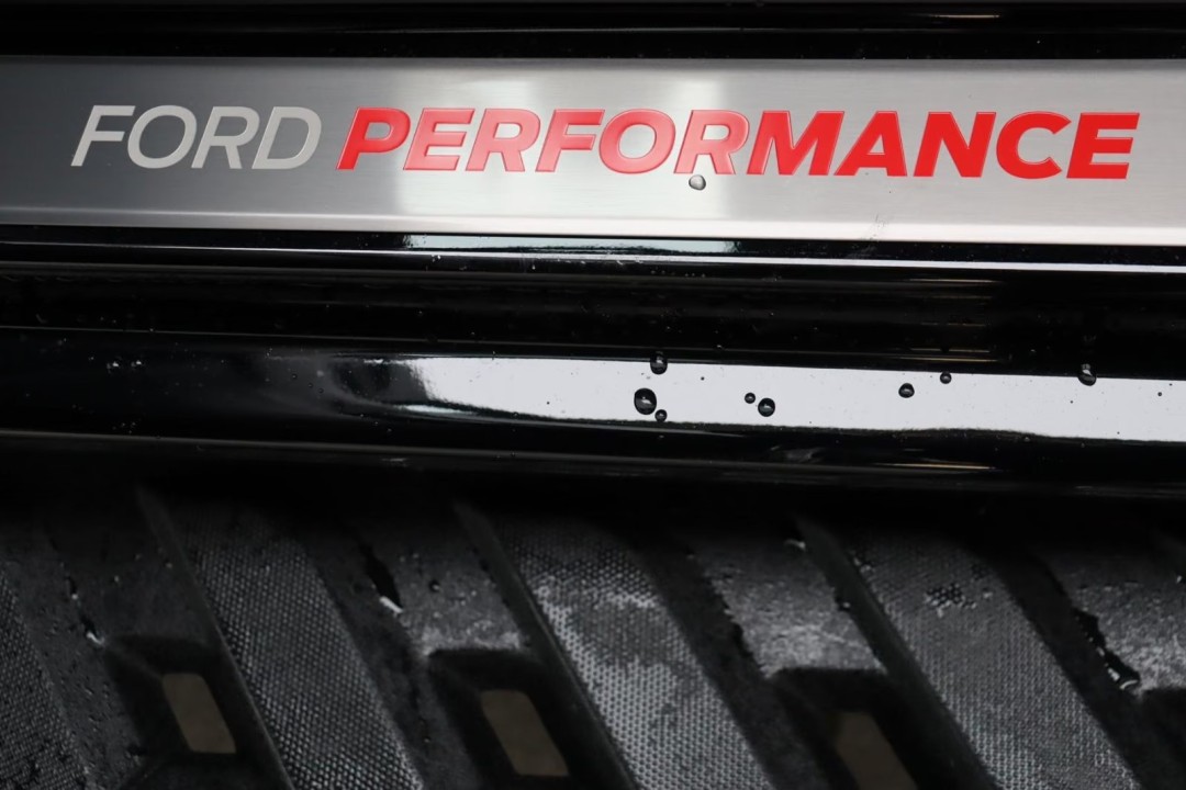 Ford Raptor - foto 43