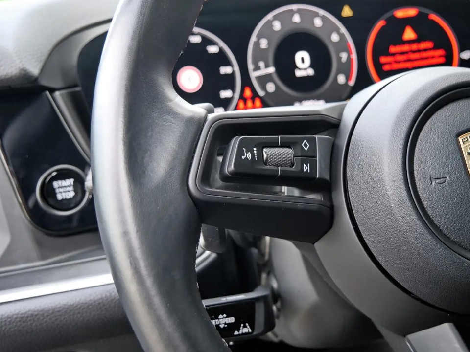 Porsche Cayenne - foto 14