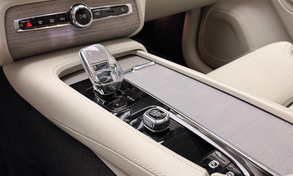 Volvo XC 90 T8 Recharge AWD Ultimate Bright - foto 23