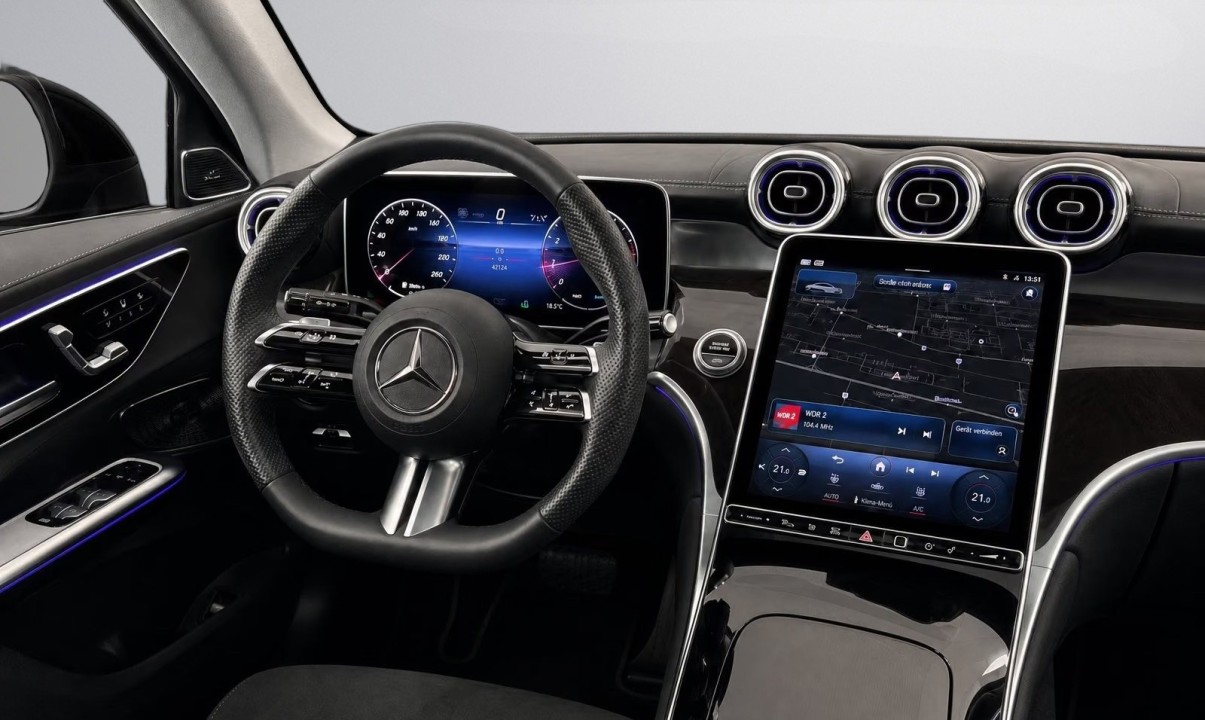 Mercedes-Benz GLC Coupé 300e 4MATIC AMG Line - foto 15