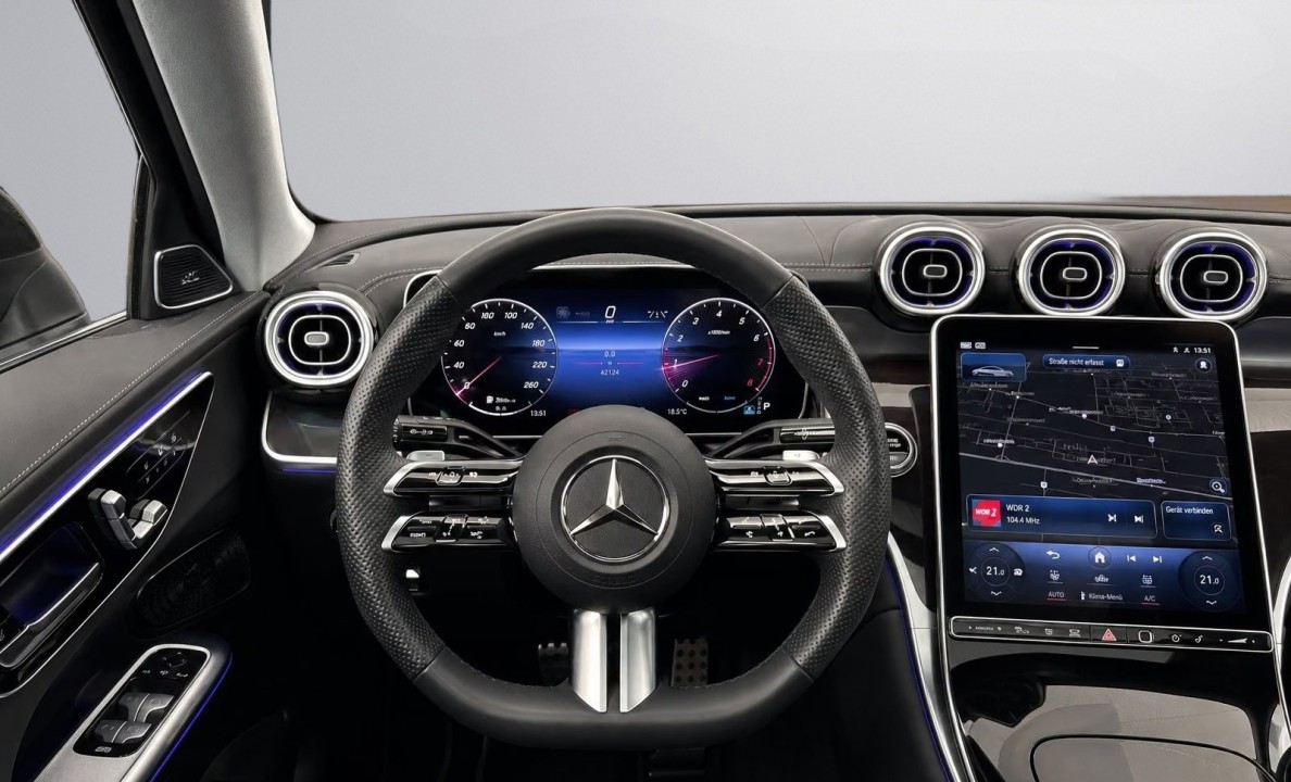 Mercedes-Benz GLC Coupé 300e 4MATIC AMG Line - foto 14