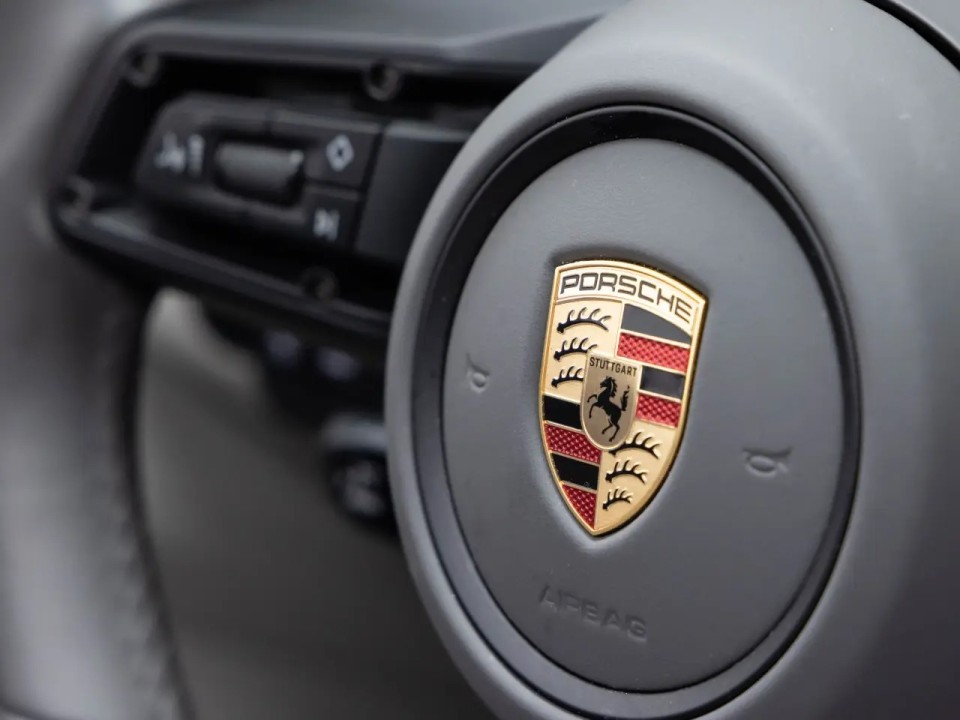 Porsche 911 Carrera - foto 17