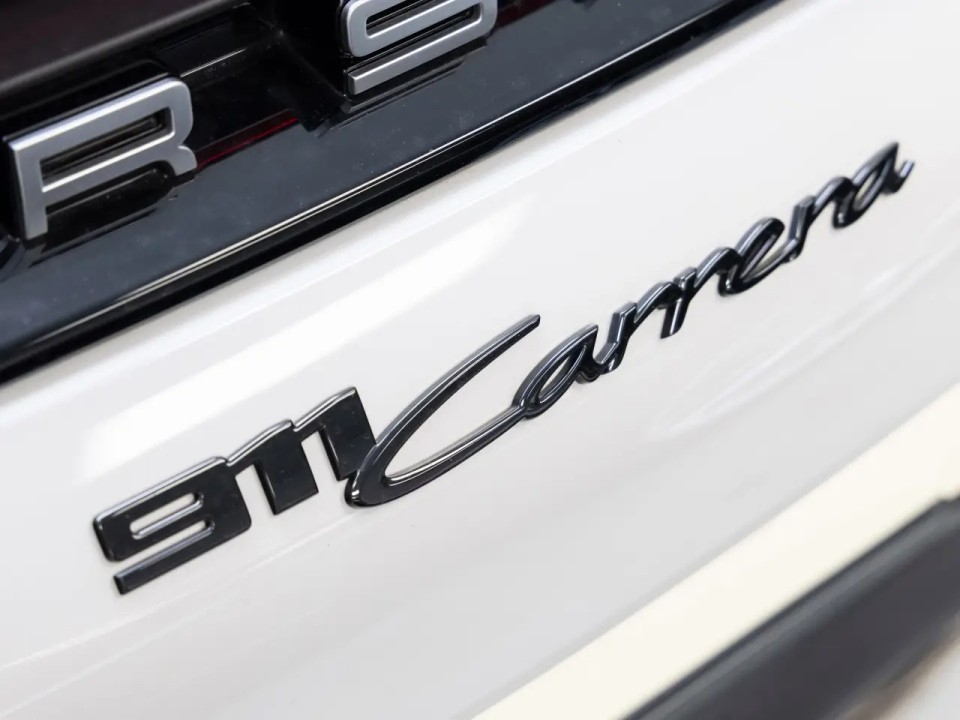 Porsche 911 Carrera - foto 28