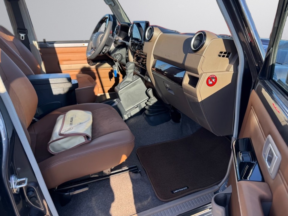 TOYOTA Land Cruiser 2025 — imagine 17