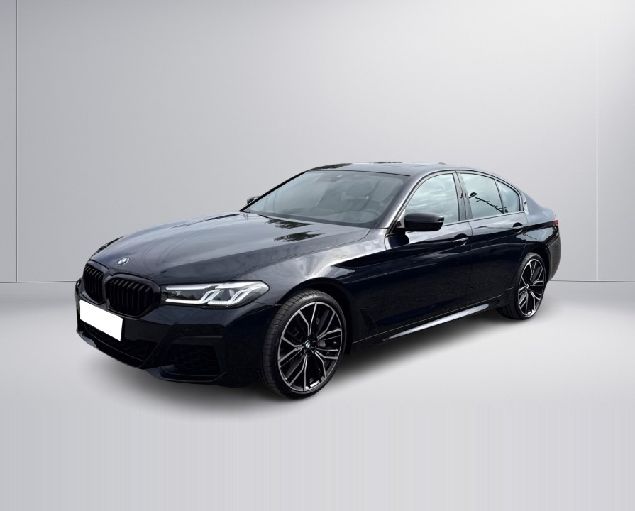 BMW Seria 5 540i xDrive M-Sport (4)