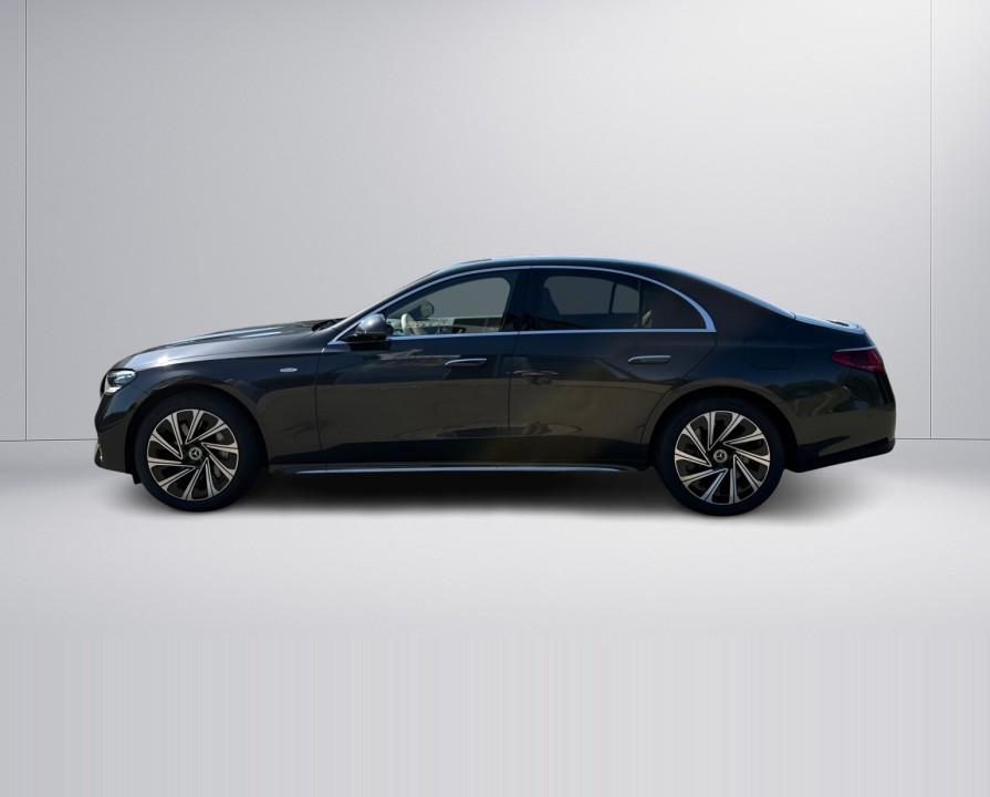MERCEDES-BENZ E-Class 2025 — imagine 15