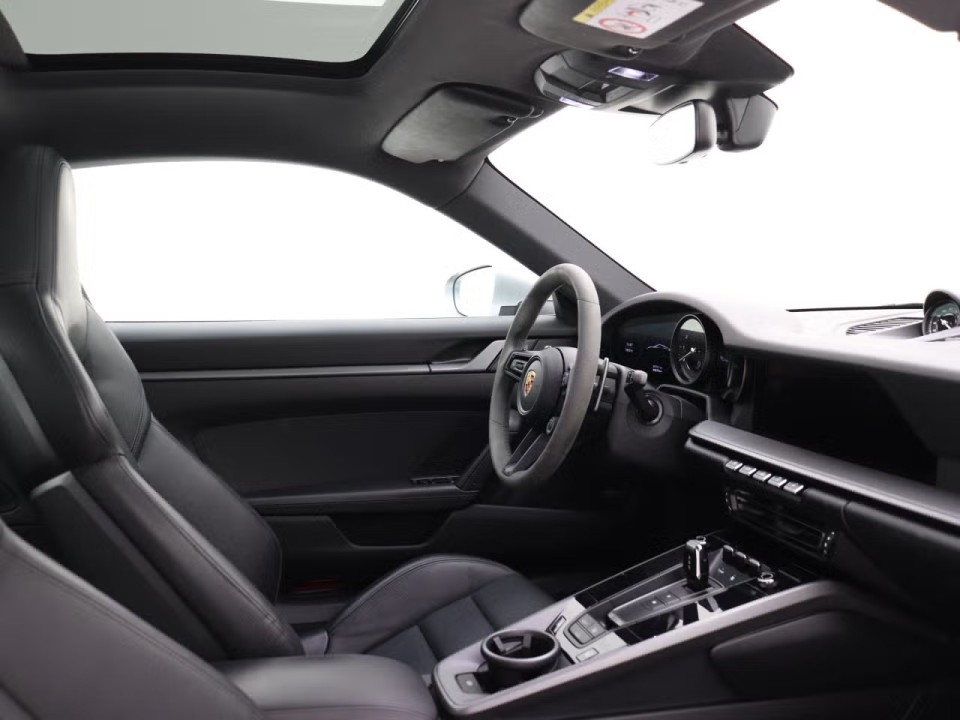Porsche 911 Carrera - foto 21