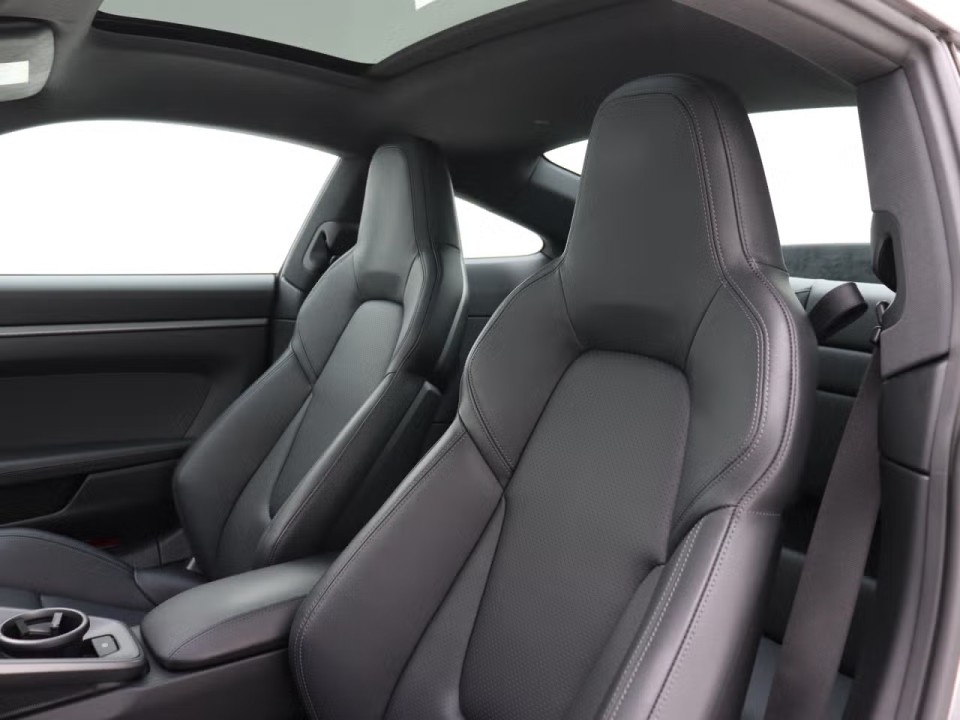 Porsche 911 Carrera - foto 15