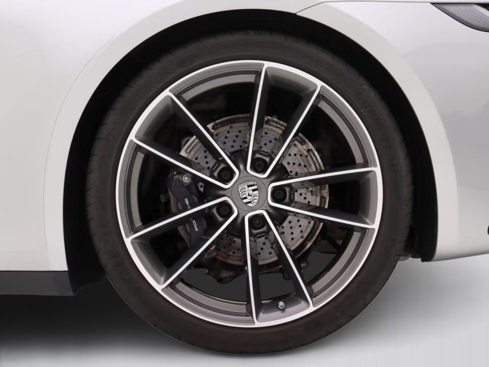 Porsche 911 Carrera - foto 50
