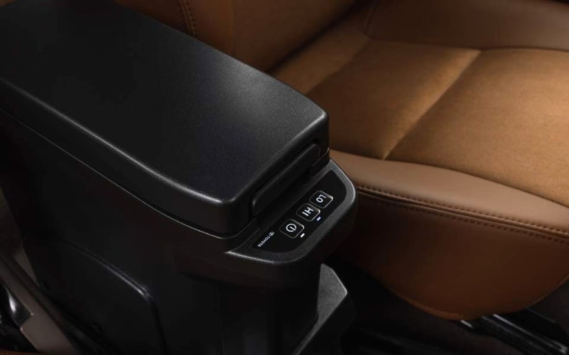 Toyota Land Cruiser GDJ 76 LX - foto 8