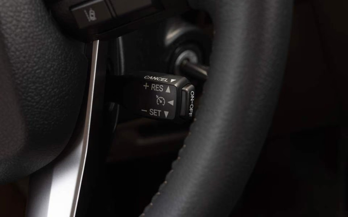 Toyota Land Cruiser GDJ 76 LX (5)