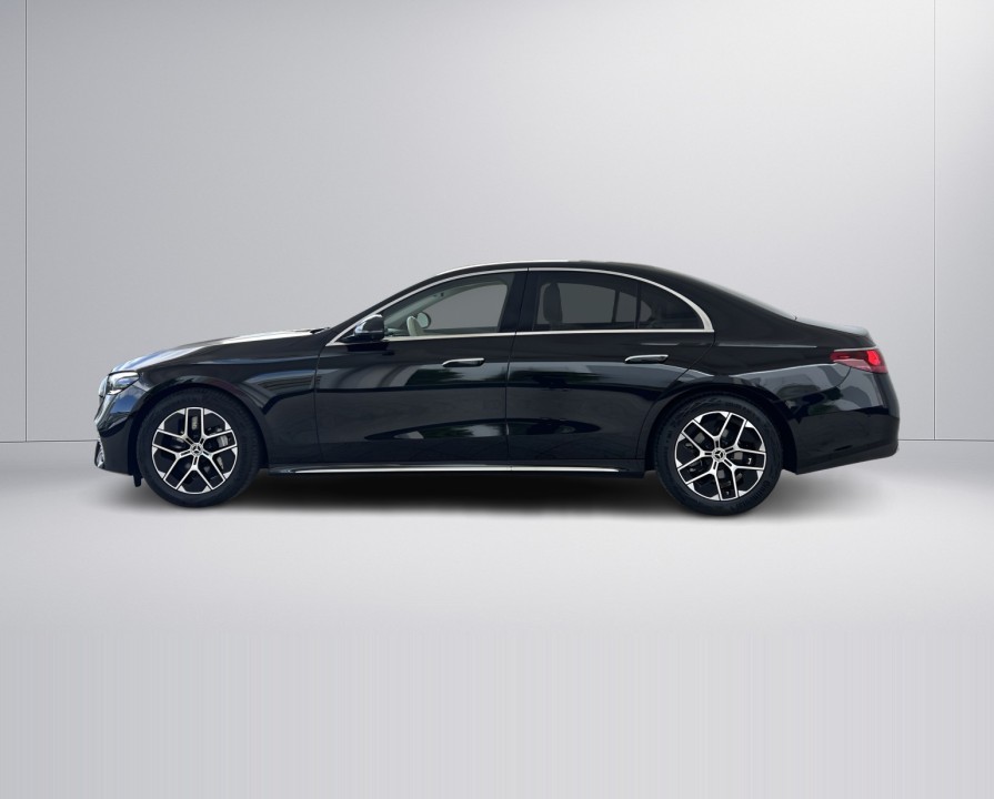 MERCEDES-BENZ E-Class 2025 — imagine 16