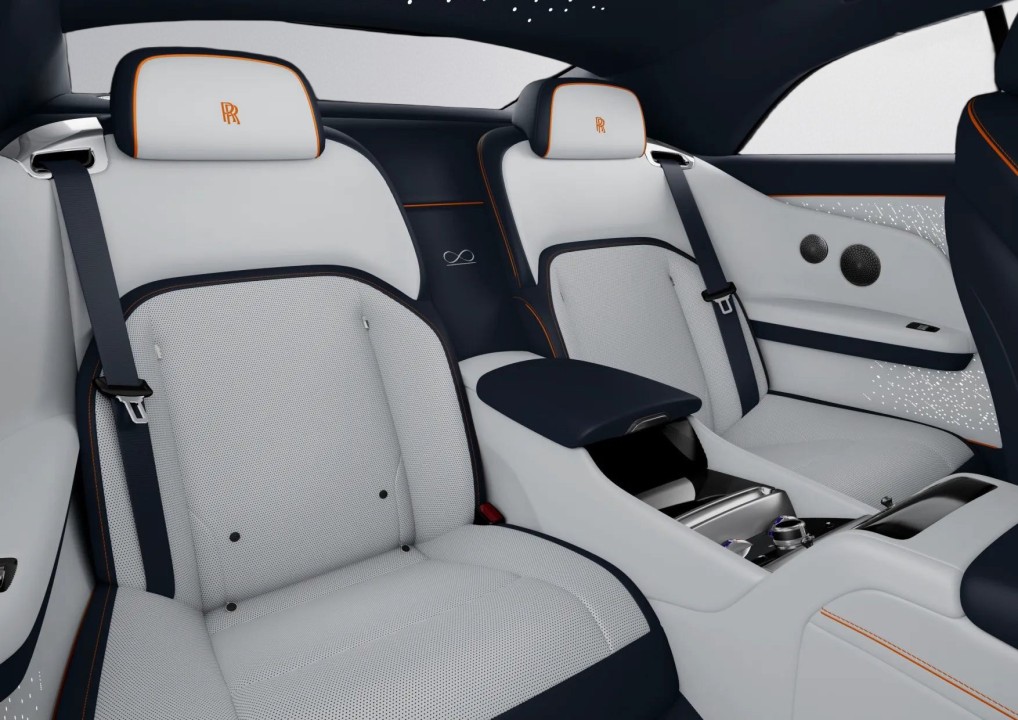 ROLLS-ROYCE Spectre 2026 — imagine 18