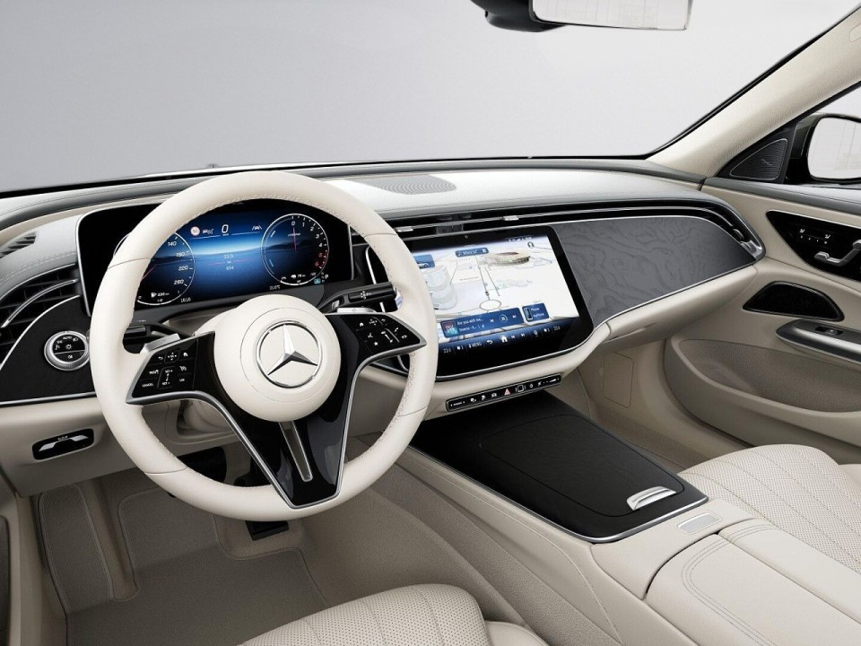 Mercedes-Benz E 300de Exclusive - foto 16