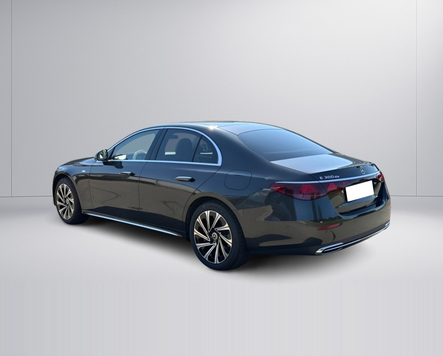 MERCEDES-BENZ E-Class 2025 — imagine 5