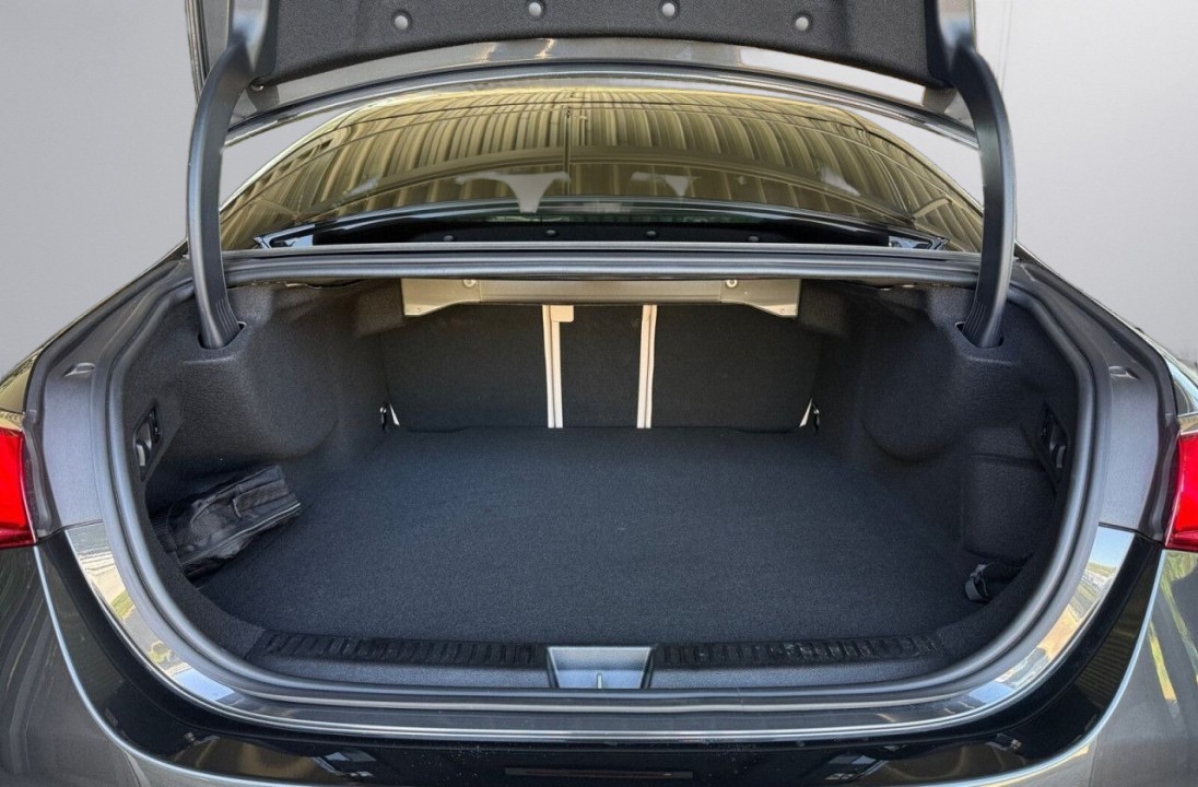 Mercedes-Benz E 300de Exclusive - foto 25