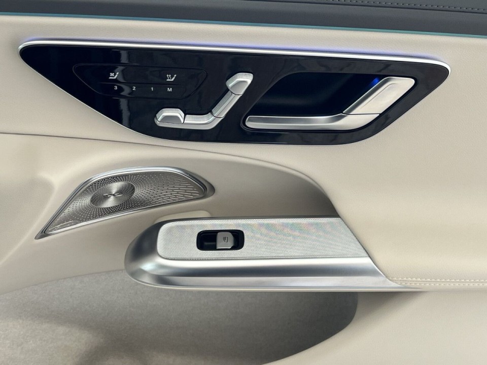 Mercedes-Benz E 220d Exclusive - foto 19