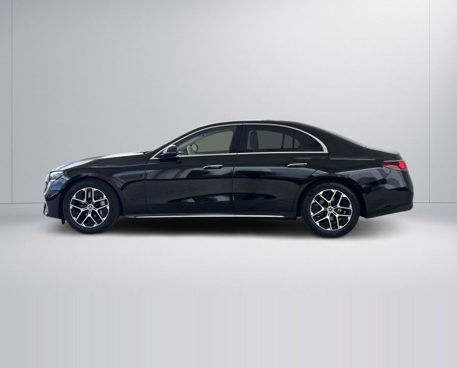 MERCEDES-BENZ E-Class 2025 — imagine 16
