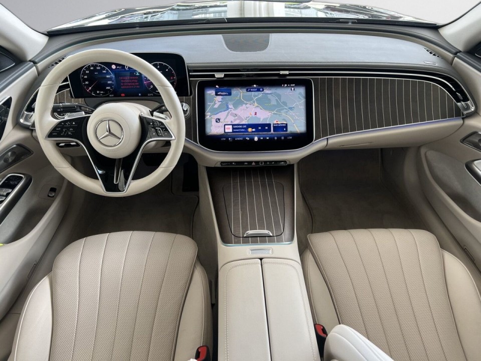 Mercedes-Benz E 220d Exclusive - foto 14