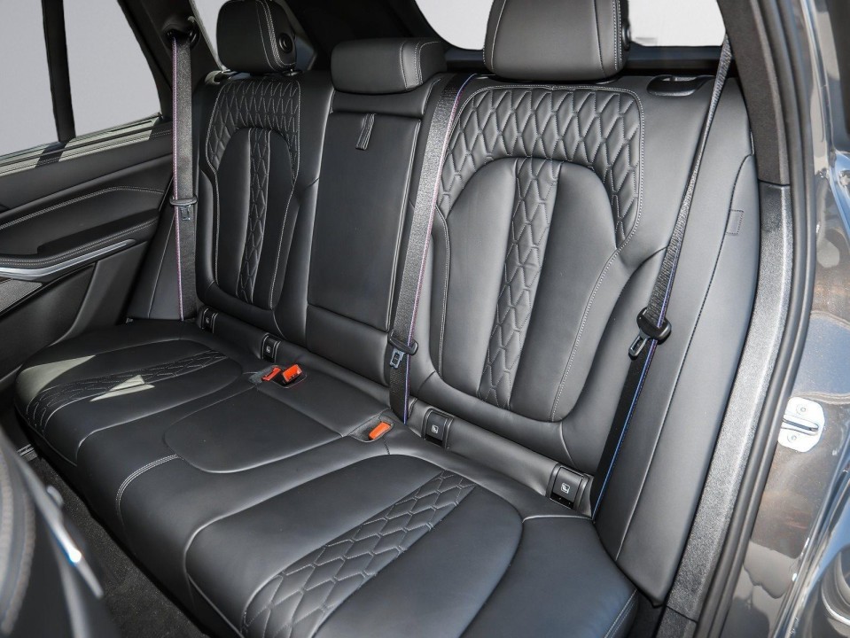 BMW X5 2025 — imagine 20