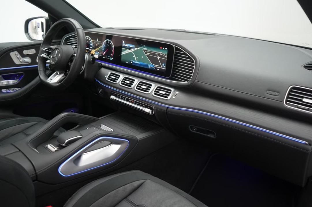 Mercedes-Benz GLE Coupé AMG 53 5MATIC+ - foto 13