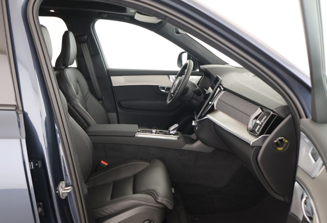 Volvo XC 90 B5 AWD Ultra Bright - foto 10