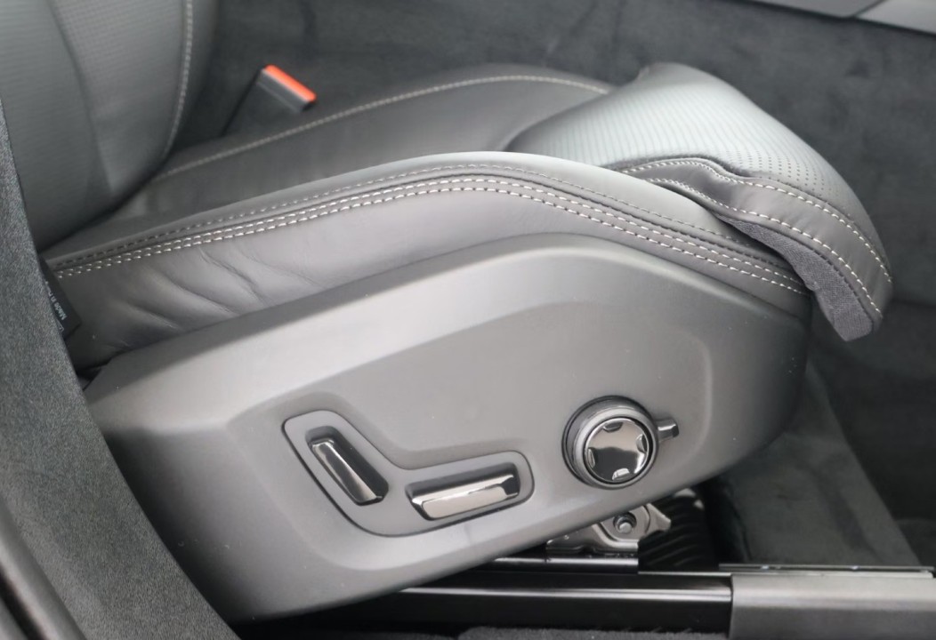 Volvo XC 90 B5 AWD Ultra Bright - foto 15