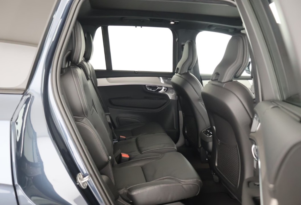 Volvo XC 90 B5 AWD Ultra Bright - foto 9