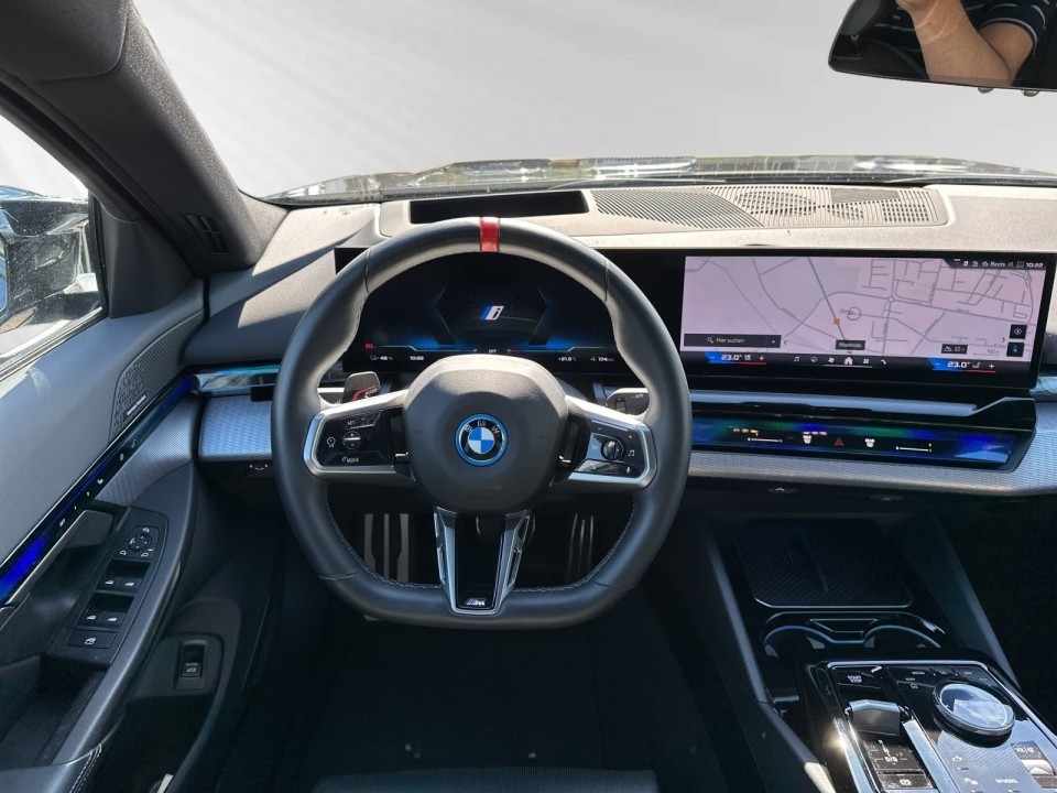 BMW i5 M60 - foto 6