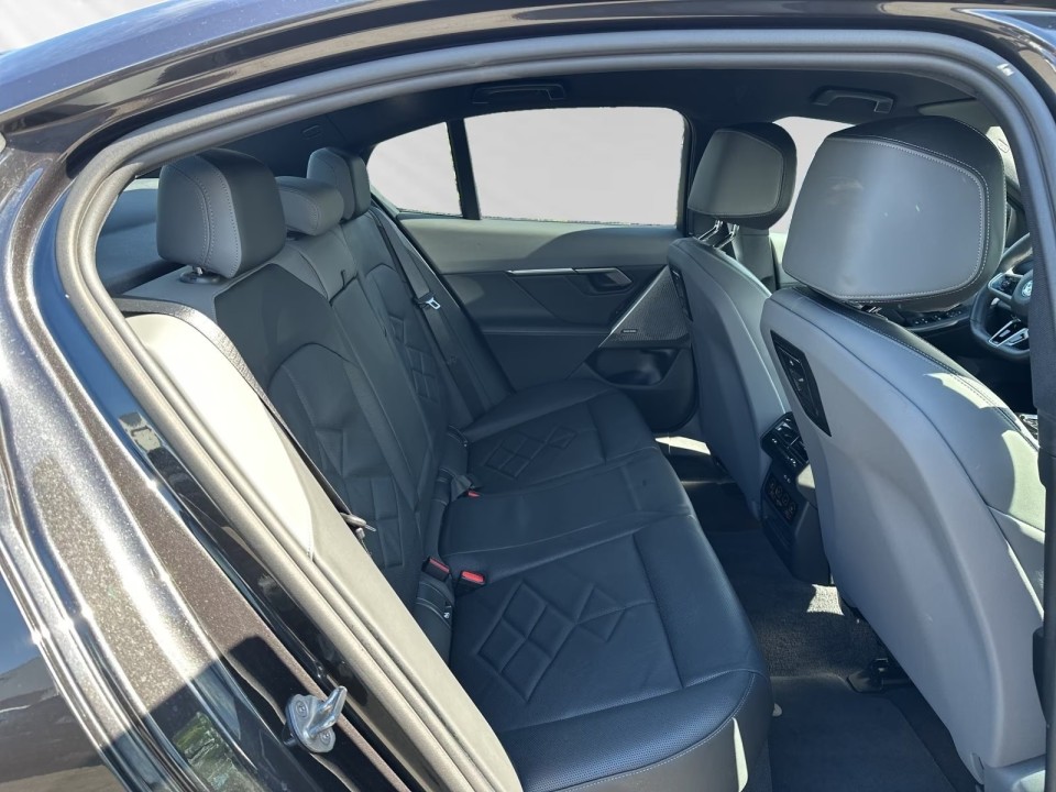 BMW i5 M60 - foto 10