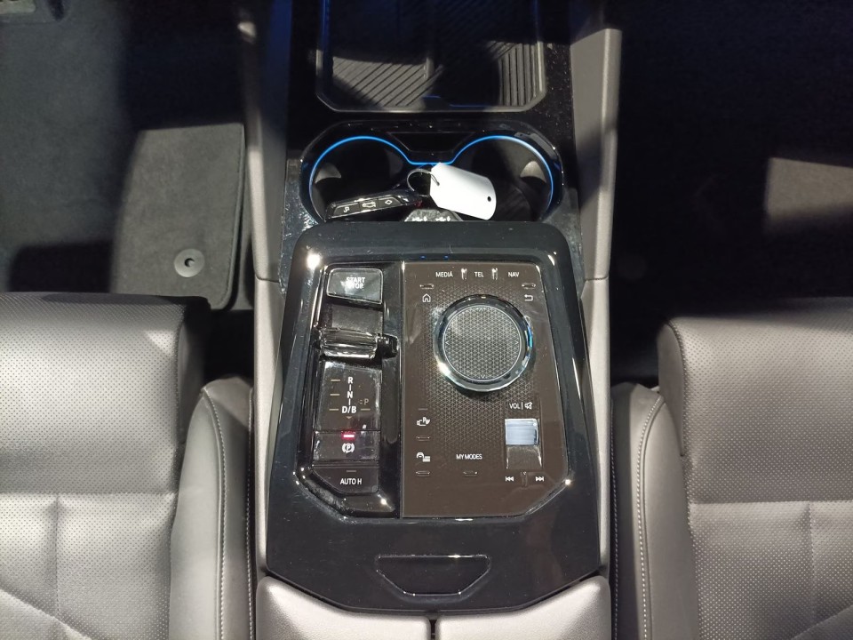 BMW i5 M60 - foto 10