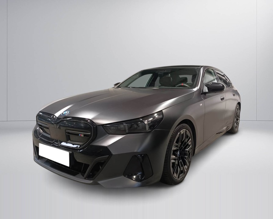 BMW i5 M60 (4)