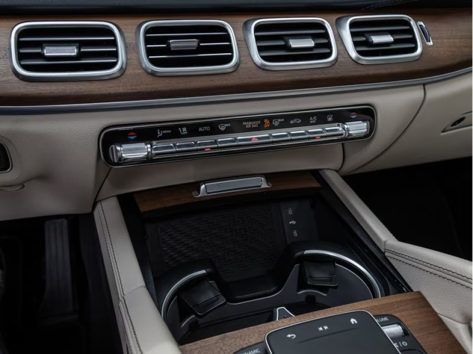 Mercedes-Benz GLE Coupé 400e 4MATIC AMG Line - foto 13