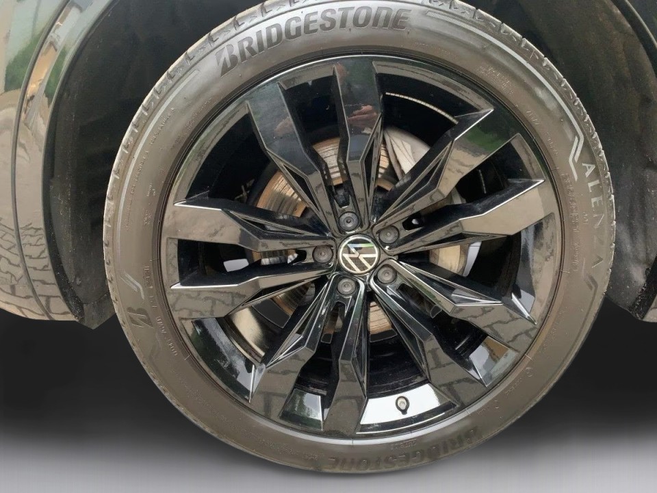 Volkswagen Touareg 3.0 TDI R-Line - foto 18