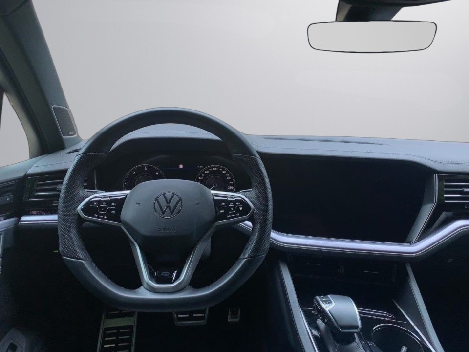 VOLKSWAGEN Touareg 2021 — imagine 20