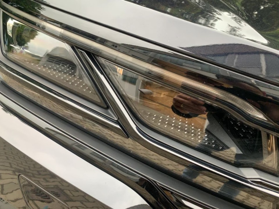 Volkswagen Touareg 3.0 TDI R-Line - foto 15